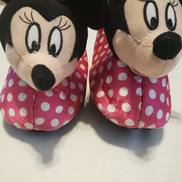 Minnie Mouse girls slippers - Picture 3 of 7
